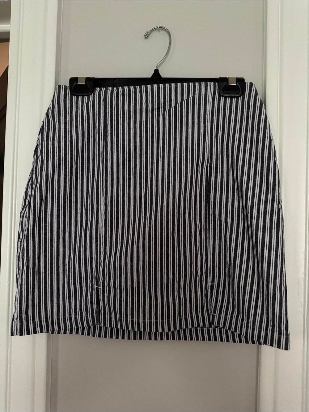 Hollister Black and White Vertical Stripe Pencil Skirt